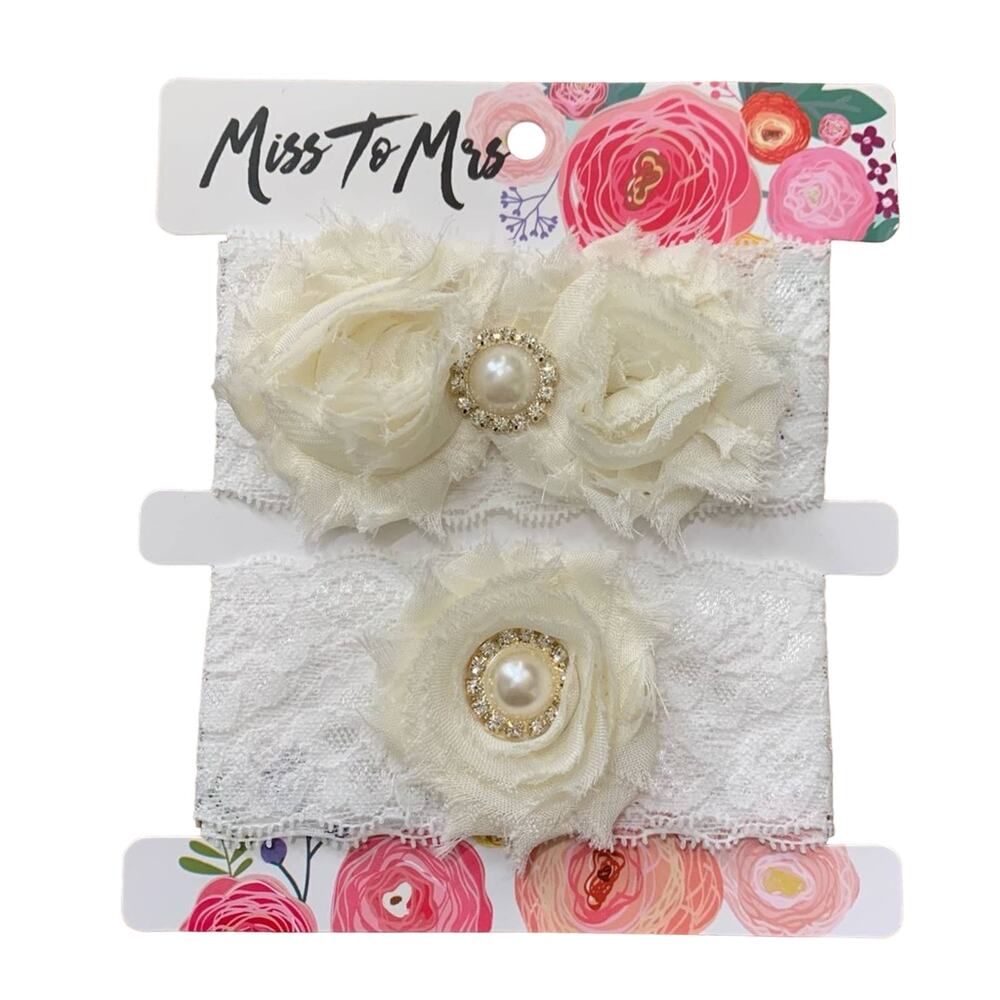 Miss to Mrs Floral lace garter set, NWT